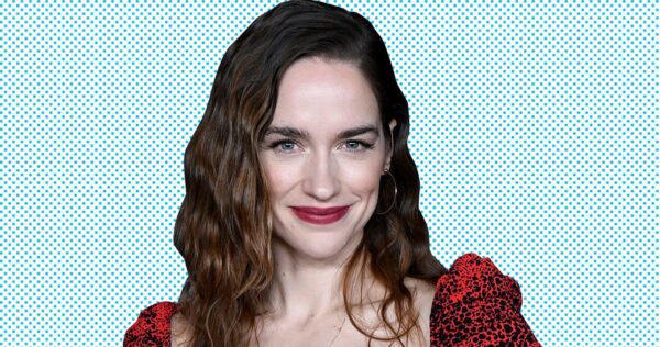 Melanie Scrofano Net Worth 2021